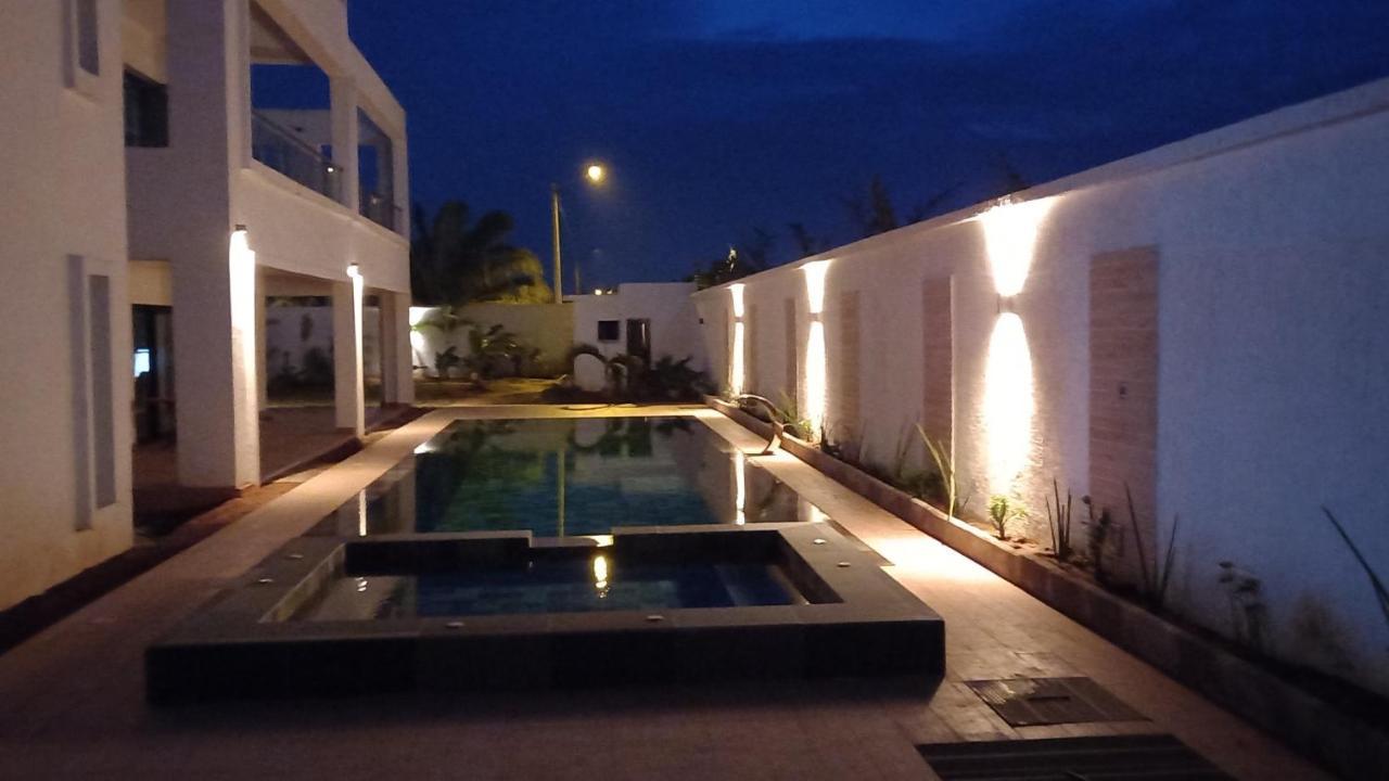 Villa Bolati, Avec Piscine, Jacuzzi, Jardin Et Vue Bonoua 외부 사진